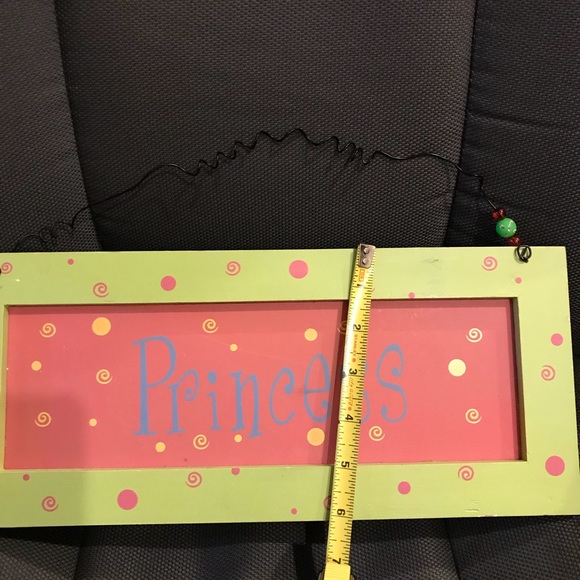 Princess wall hanging - Picture 3 of 3